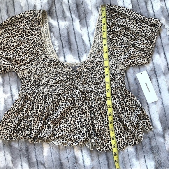 UO Angelo Smocked Bodice Top Size Large - Picture 5 of 6